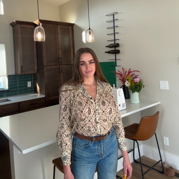 Meet your Posher, Chelsey - Picture 1 of 1